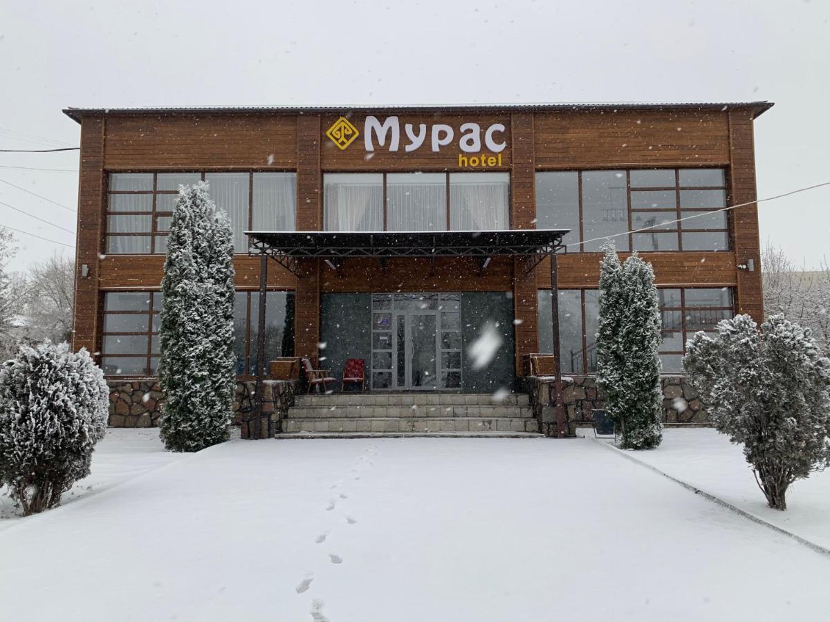 Muras Hotel Karakol Eksteriør billede